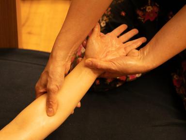 【全員OK】タイ式ボディケア30分＋ハンド30分 通常料金8,250円